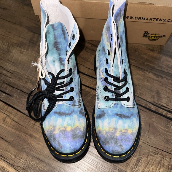 DR MARTENS Leather Boots - Picture 9 of 12